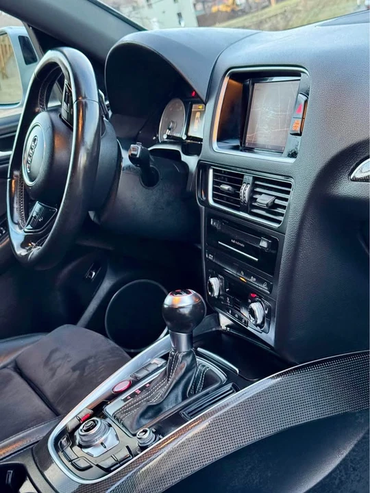 2016 Audi 8R SQ5 - Image 14 of 20