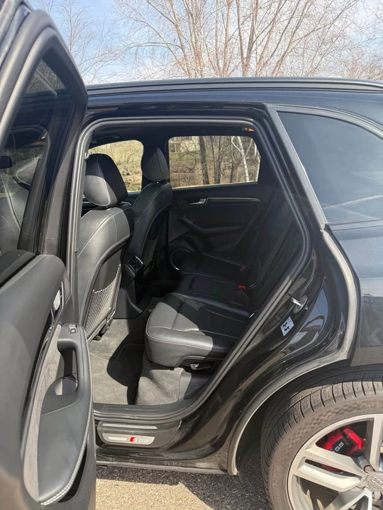 2016 Audi 8R SQ5 - Image 10 of 14