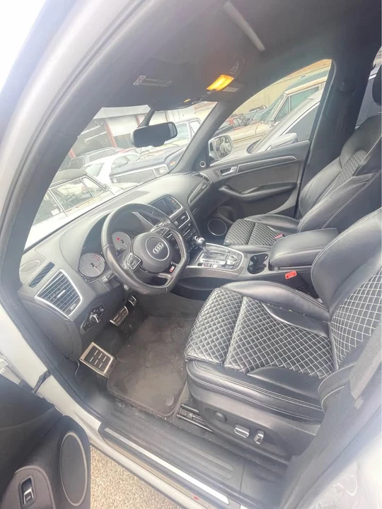 2016 Audi 8R SQ5 - Image 13 of 20
