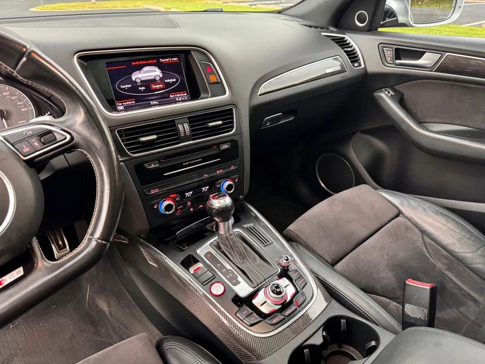 2016 Audi 8R SQ5 - Image 8 of 10