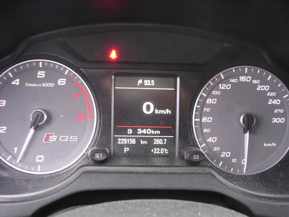 2016 Audi 8R SQ5 - Image 13 of 15