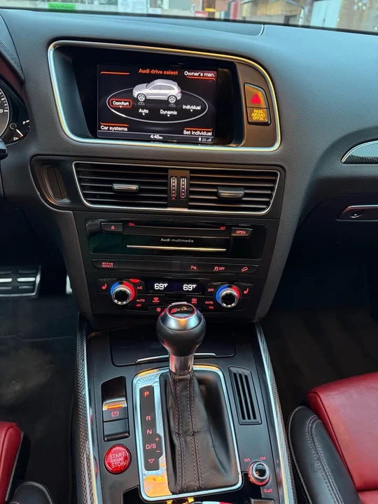 2016 Audi 8R SQ5 - Image 13 of 19