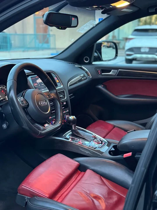 2016 Audi 8R SQ5 - Image 10 of 19