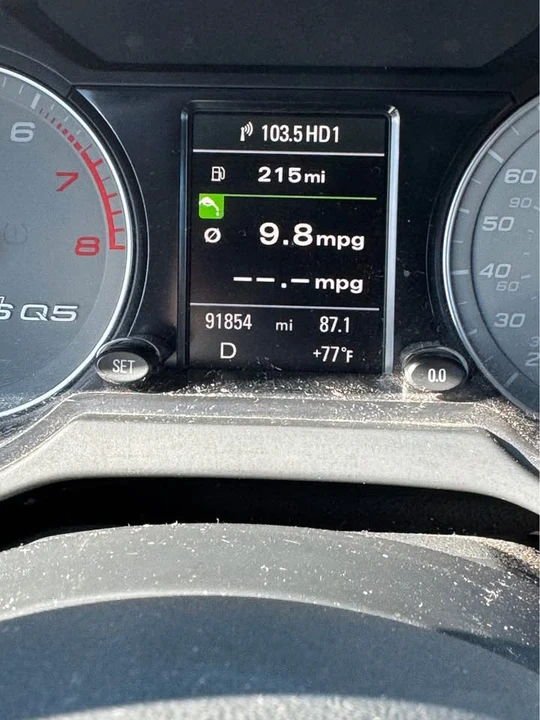 2016 Audi 8R SQ5 - Image 8 of 8