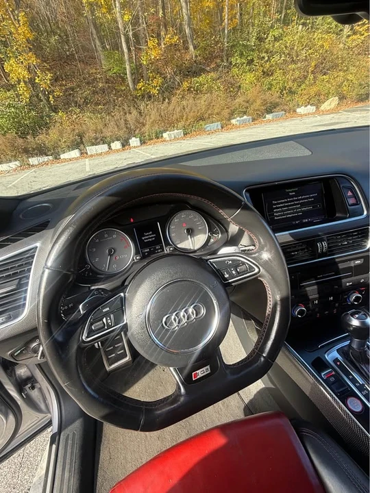 2016 Audi 8R SQ5 - Image 6 of 21