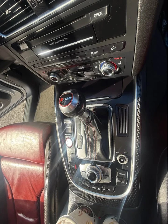 2016 Audi 8R SQ5 - Image 9 of 21