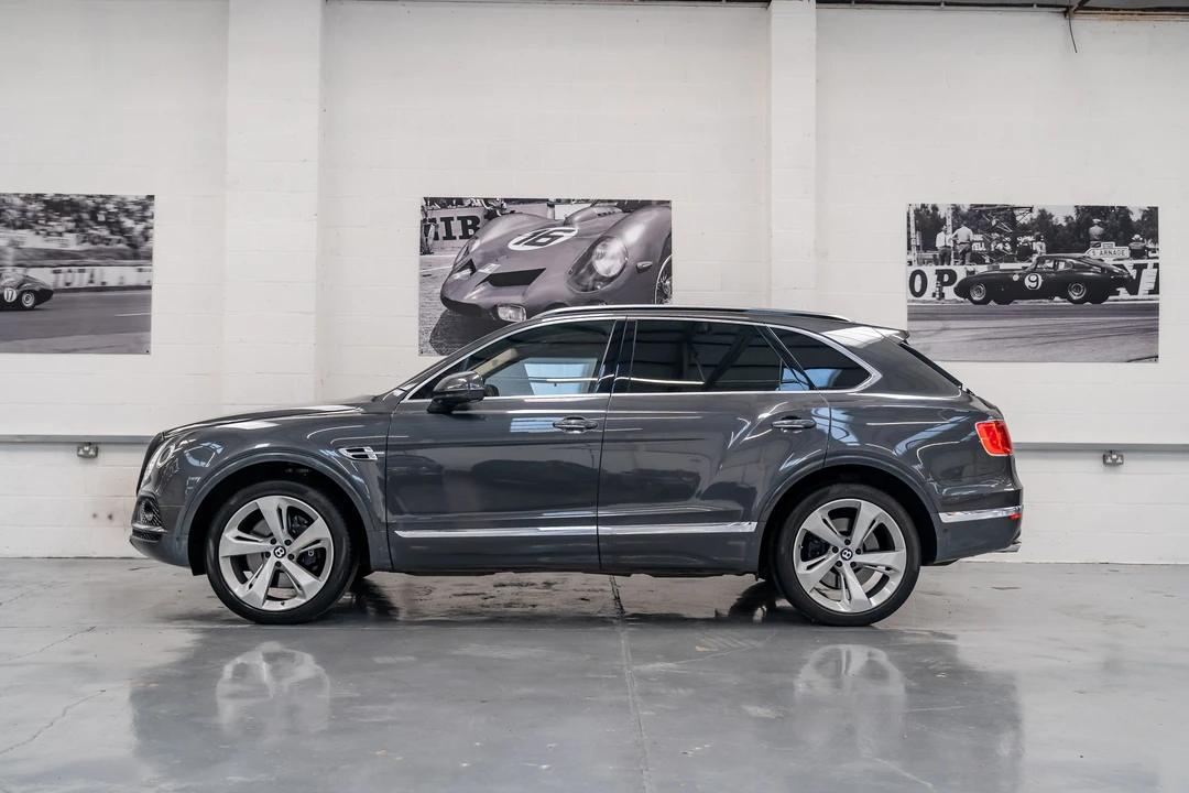 2016 Bentley Bentayga - Image 5 of 31