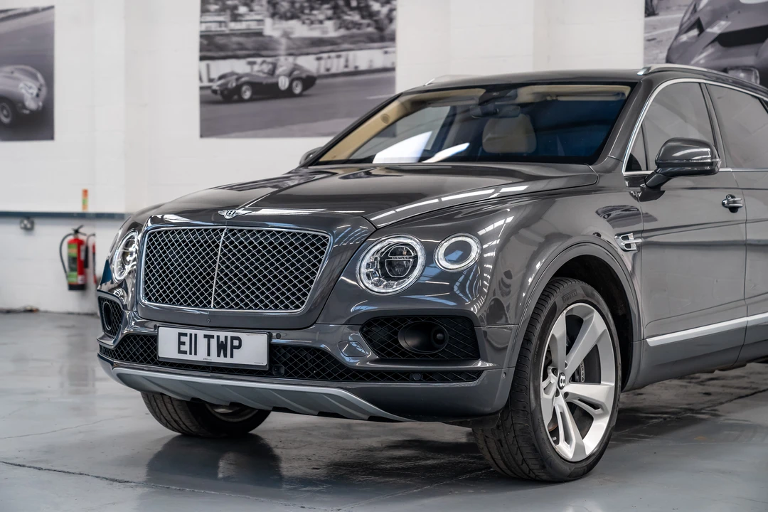 2016 Bentley Bentayga - Image 18 of 31
