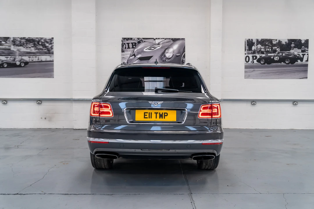 2016 Bentley Bentayga - Image 7 of 31