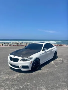 2016 BMW 2 Series M235i Coupe