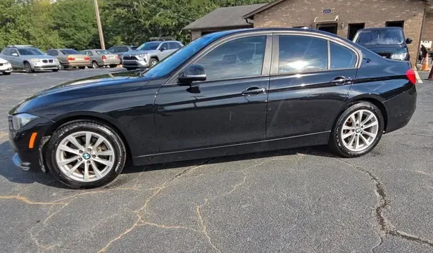 2016 BMW 3 Series 320i Sedan