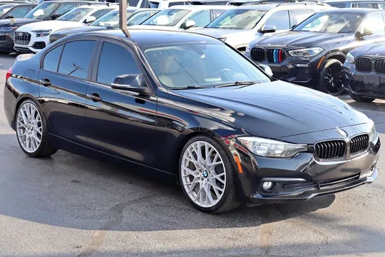 2016 BMW 320i Sedan 4D