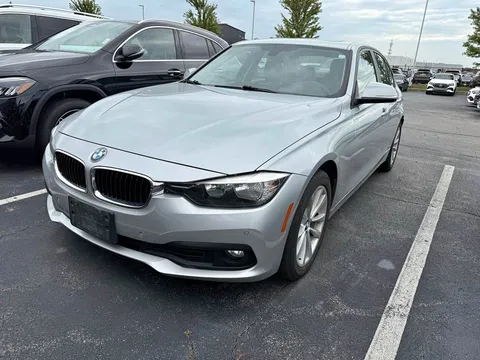 2016 BMW 3 Series 320i xDrive Sedan 4D