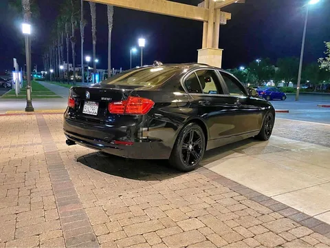 2016 BMW 3 Series 328xi Sedan 4D
