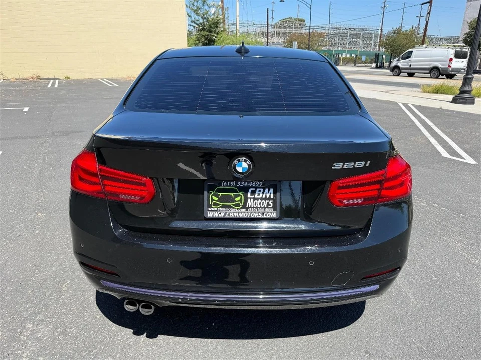 2016 BMW F30 3 Series Sedan - Image 10 of 30