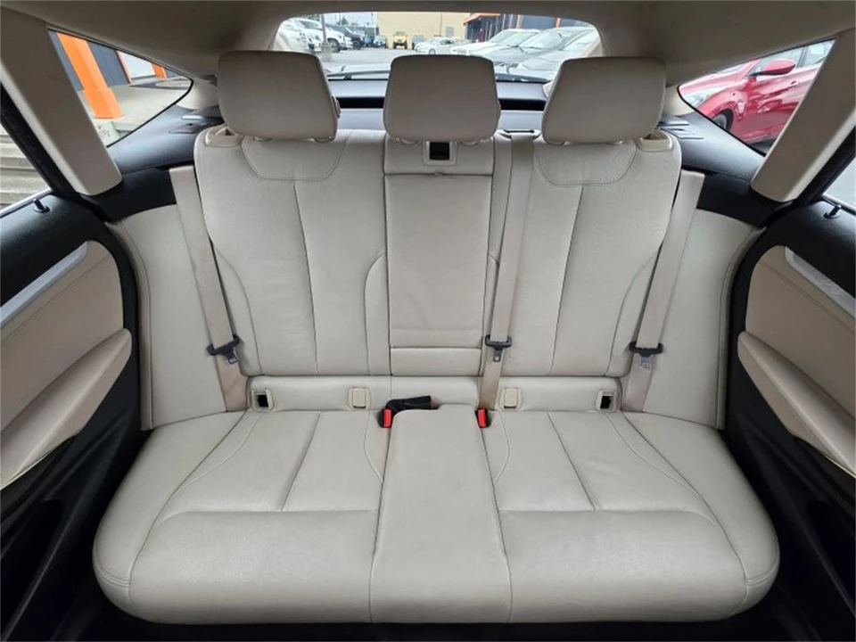 2016 BMW F30 3 Series Sedan - Image 12 of 21