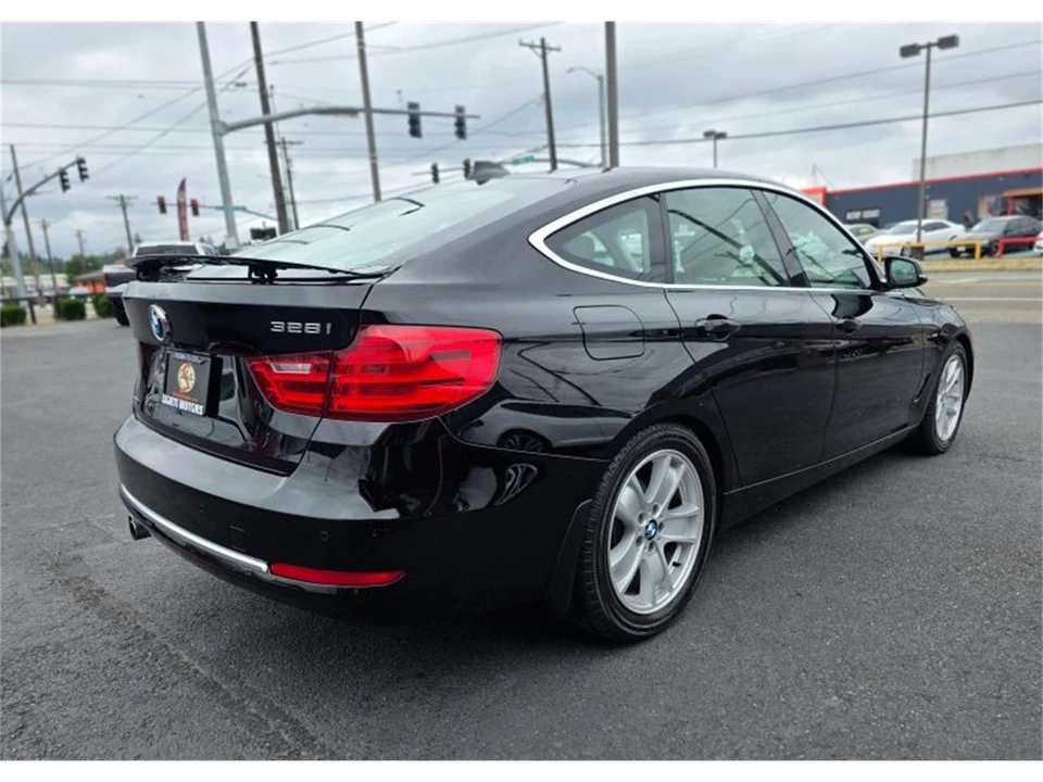 2016 BMW F30 3 Series Sedan - Image 5 of 21