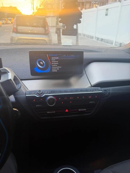 2016 BMW i3 - Image 5 of 8