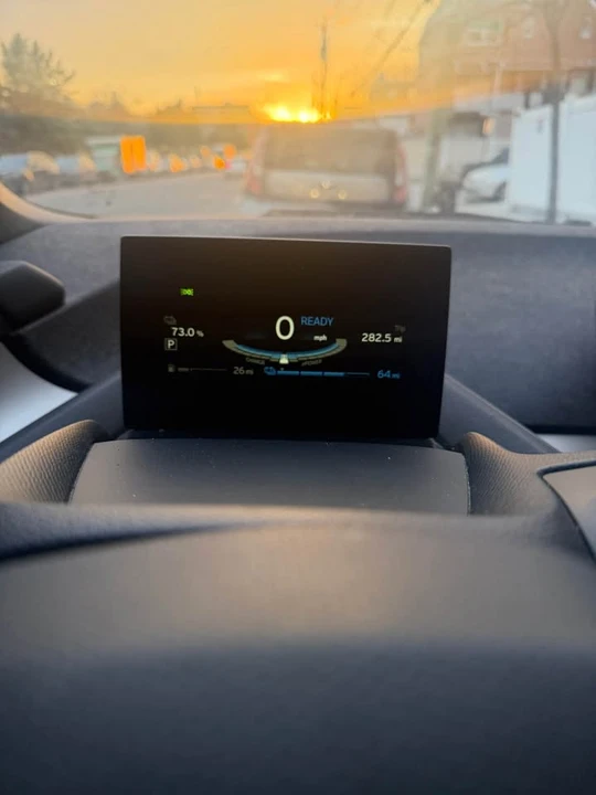 2016 BMW i3 - Image 7 of 8