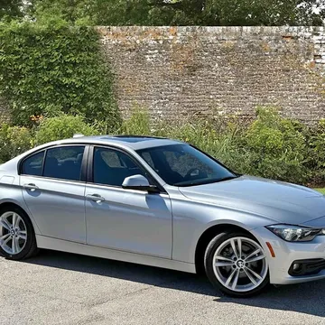 2016 BMW 3 Series 320i Sedan