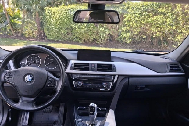 2016 BMW F30 3 Series Sedan - Image 5 of 8