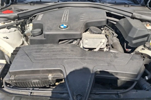 2016 BMW F30 3 Series Sedan - Image 6 of 8