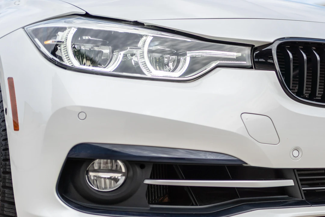 2016 BMW F30 3 Series Sedan - Image 13 of 31