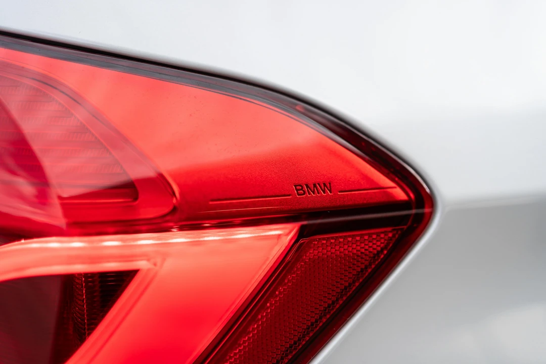 2016 BMW F30 3 Series Sedan - Image 25 of 31