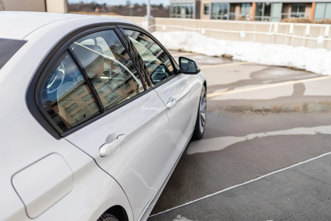 2016 BMW F30 3 Series Sedan - Image 28 of 31