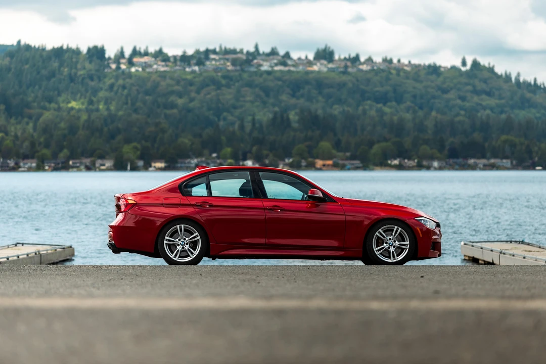 2016 BMW F30 3 Series Sedan - Image 16 of 31