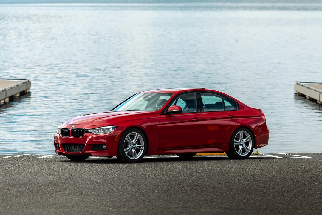 2016 BMW F30 3 Series Sedan - Image 7 of 31