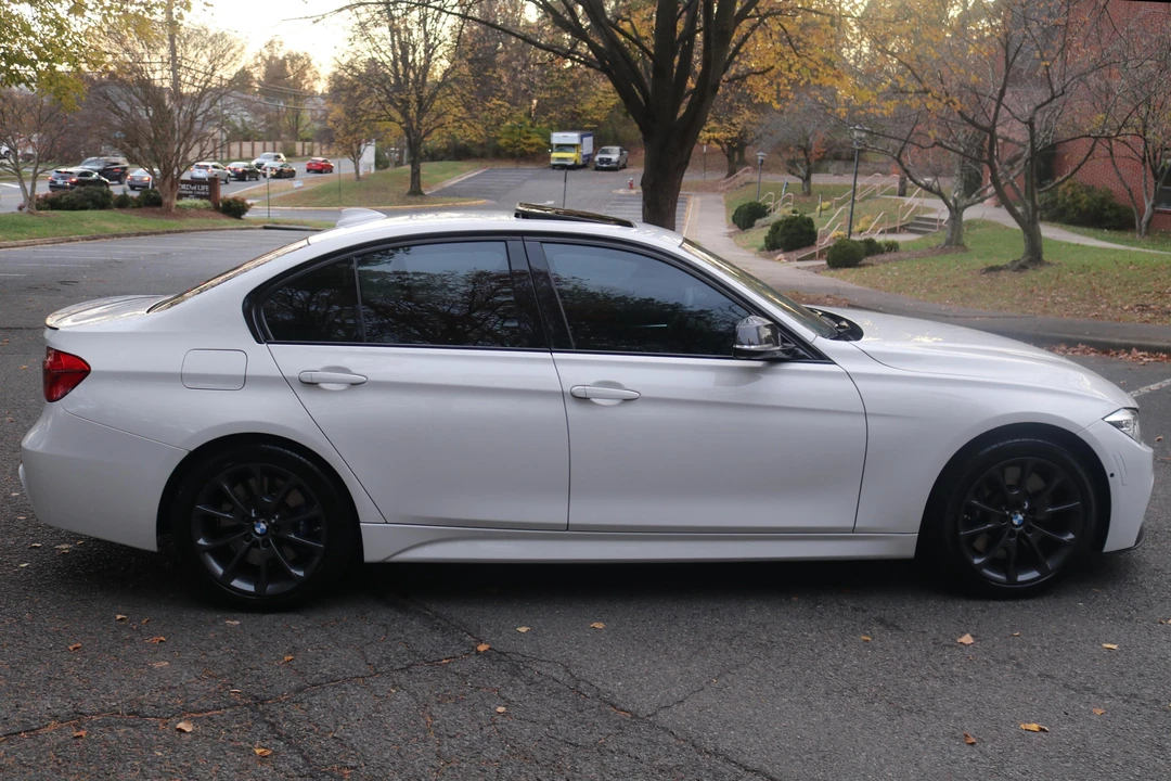 2016 BMW F30 335i & 340i Sedan - Image 3 of 5