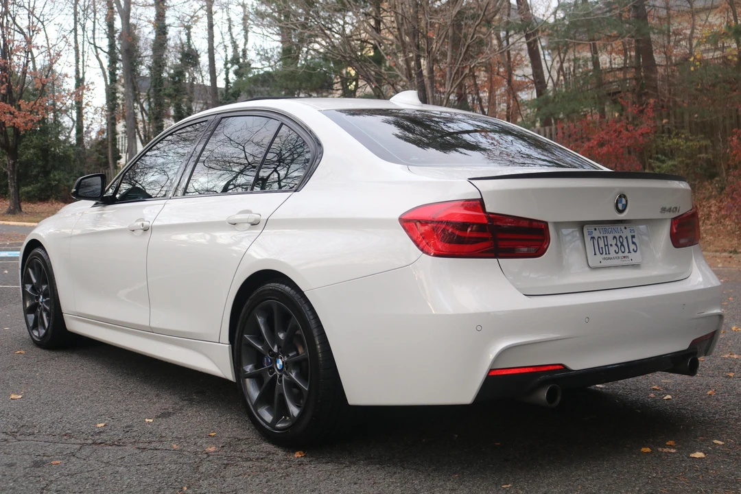 2016 BMW F30 335i & 340i Sedan - Image 4 of 5