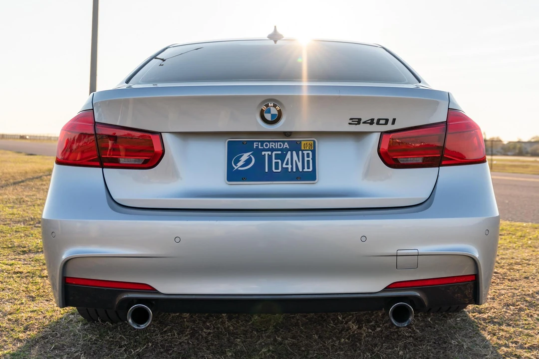 2016 BMW F30 335i & 340i Sedan - Image 5 of 31