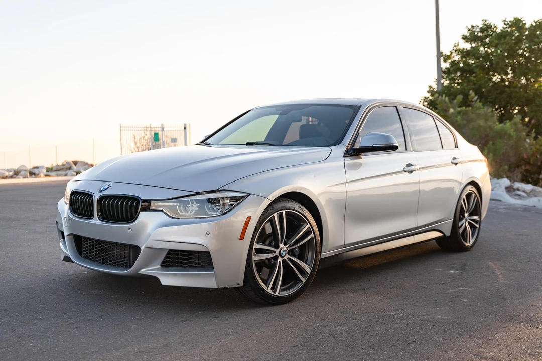 2016 BMW F30 335i & 340i Sedan - Image 8 of 31
