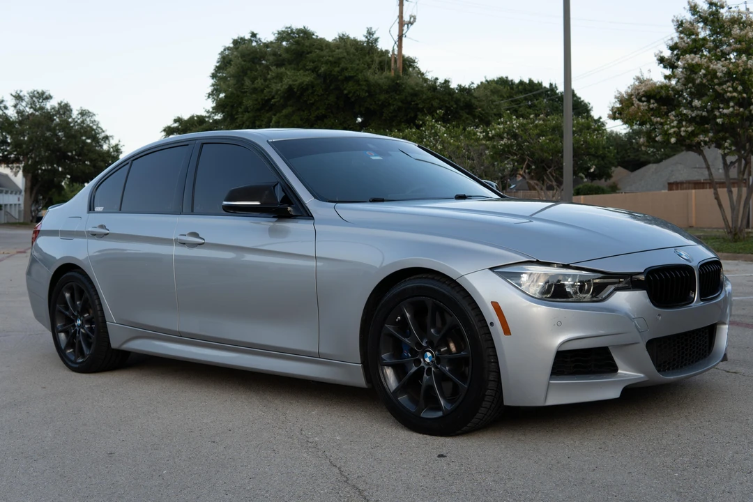 2016 BMW F30 335i & 340i Sedan - Image 16 of 31