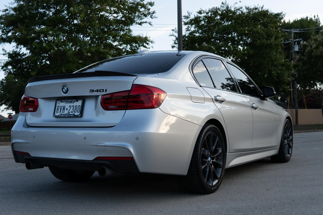2016 BMW F30 335i & 340i Sedan - Image 15 of 31
