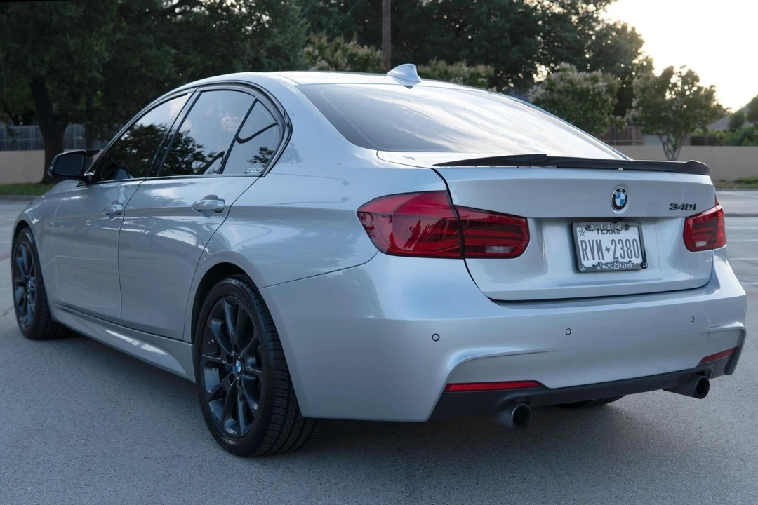2016 BMW F30 335i & 340i Sedan - Image 4 of 31