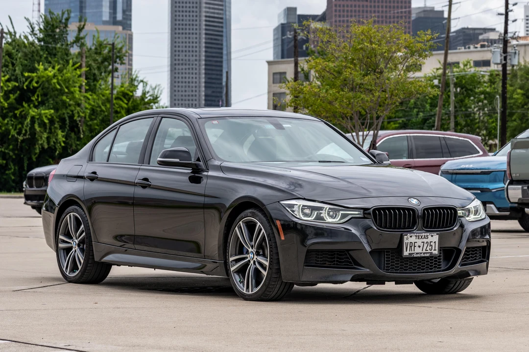 2016 BMW F30 335i & 340i Sedan - Image 8 of 31