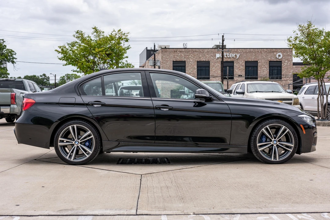 2016 BMW F30 335i & 340i Sedan - Image 3 of 31