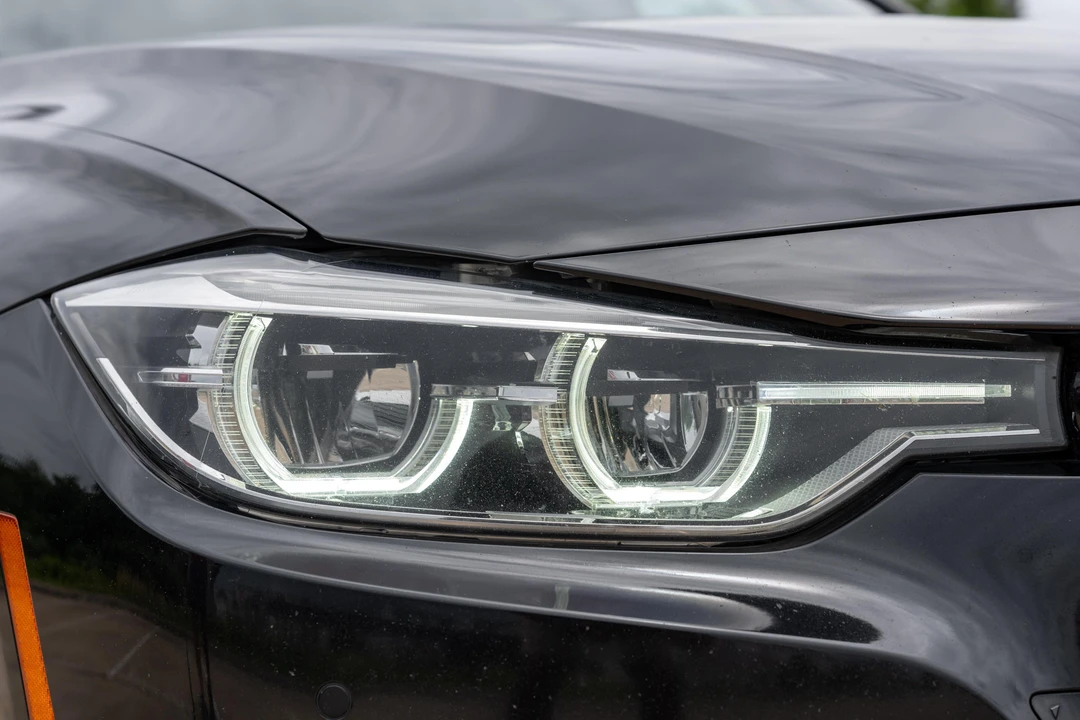 2016 BMW F30 335i & 340i Sedan - Image 10 of 31