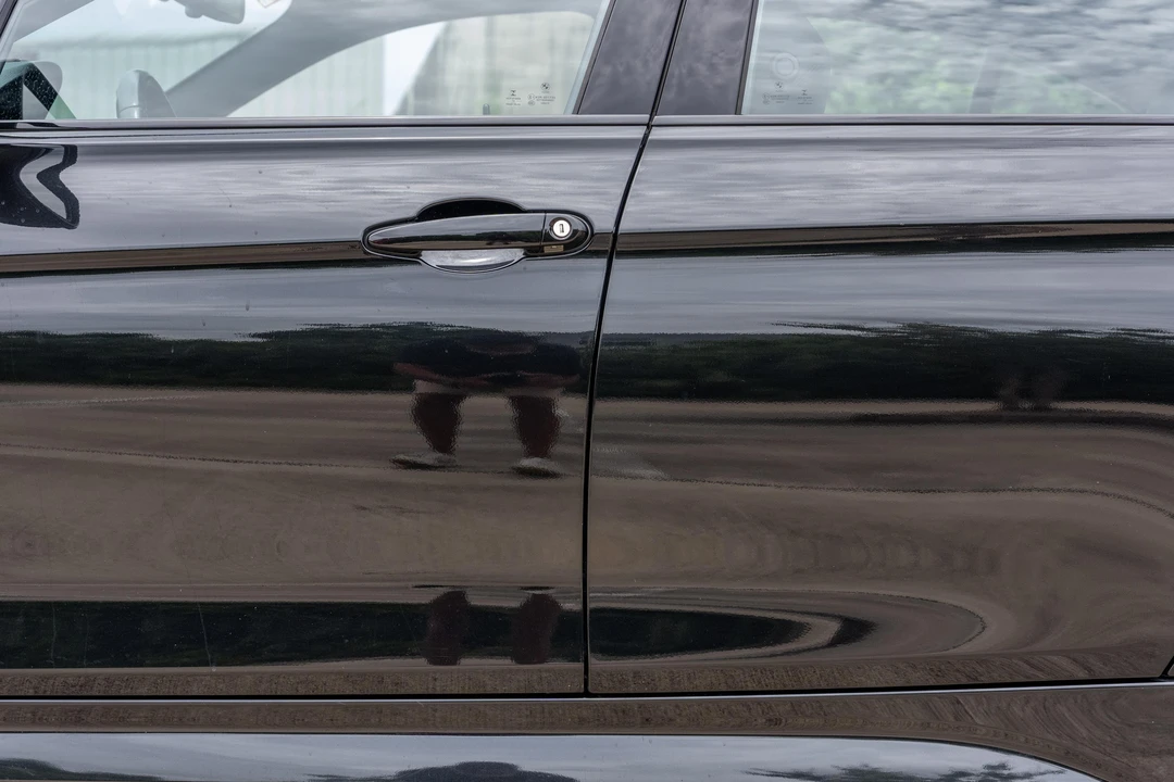 2016 BMW F30 335i & 340i Sedan - Image 28 of 31