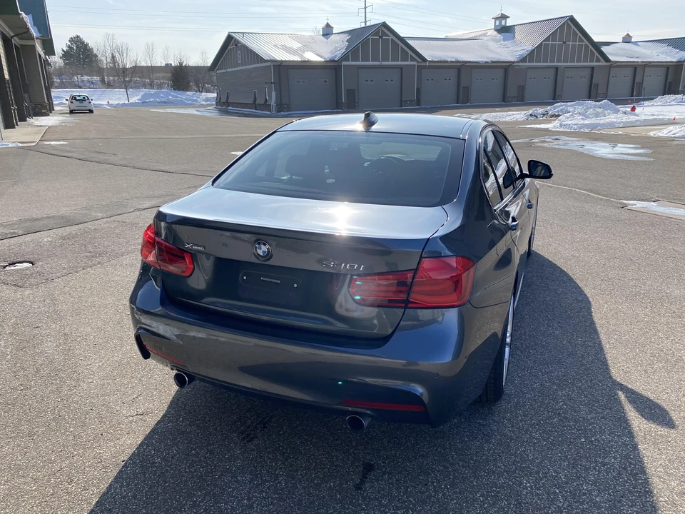 2016 BMW F30 335i & 340i Sedan - Image 5 of 31