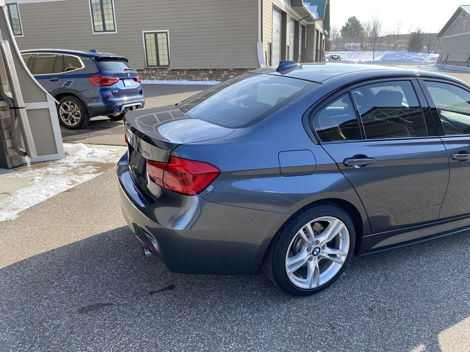 2016 BMW F30 335i & 340i Sedan - Image 17 of 31