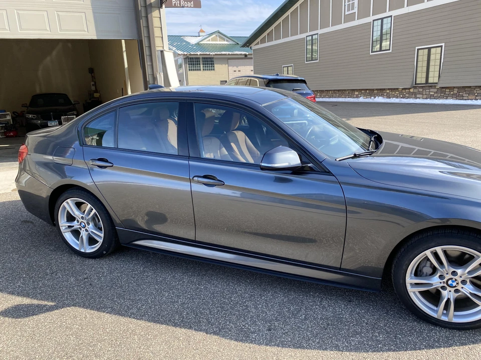 2016 BMW F30 335i & 340i Sedan - Image 19 of 31
