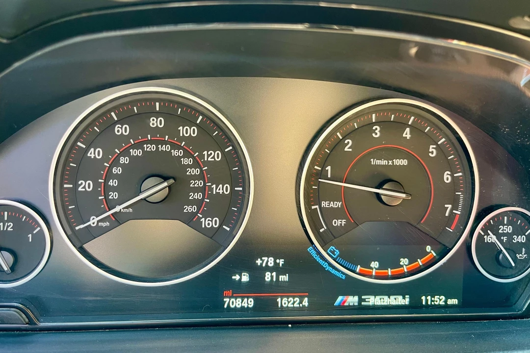 2016 BMW F30 335i & 340i Sedan - Image 26 of 31