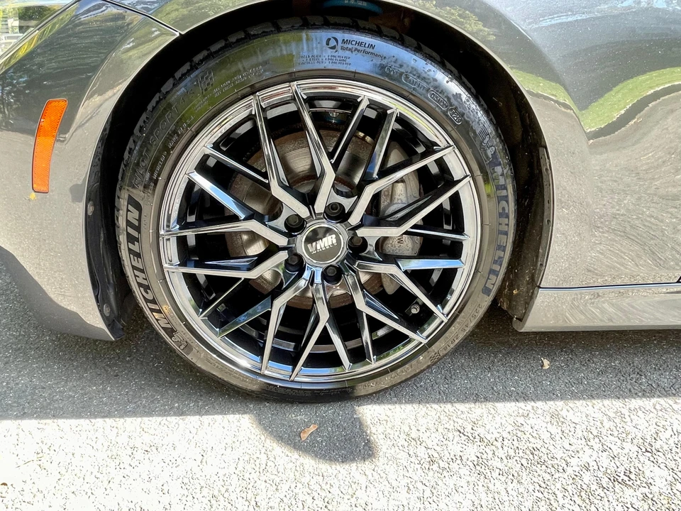 2016 BMW F30 335i & 340i Sedan - Image 19 of 31