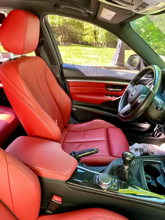 2016 BMW F30 335i & 340i Sedan - Image 28 of 31