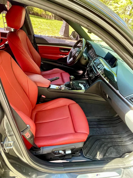 2016 BMW F30 335i & 340i Sedan - Image 29 of 31