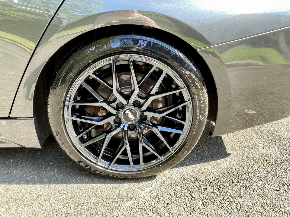 2016 BMW F30 335i & 340i Sedan - Image 20 of 31